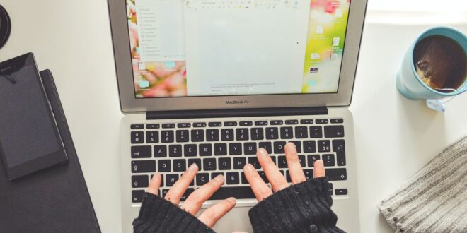 Bye-bye Komentar! Trik Kilat Bersihkan Microsoft Word dari Catatan